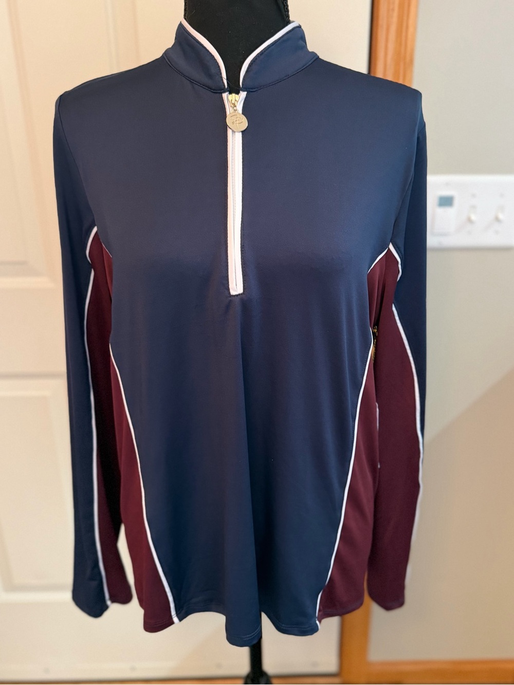 New Stella Parker blue burgundy quarter zip performance golf shirt jacket. Large